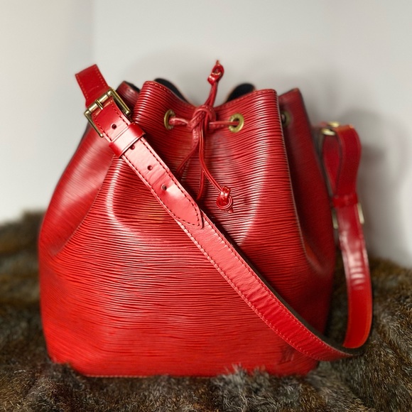 Louis Vuitton Handbags - Louis Vuitton Epi Noé PM